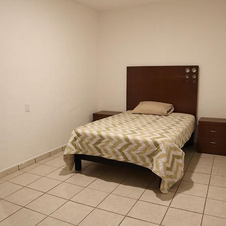 Отель Hostal Purisima Сан-Франциско-дель-Ринкон Экстерьер фото