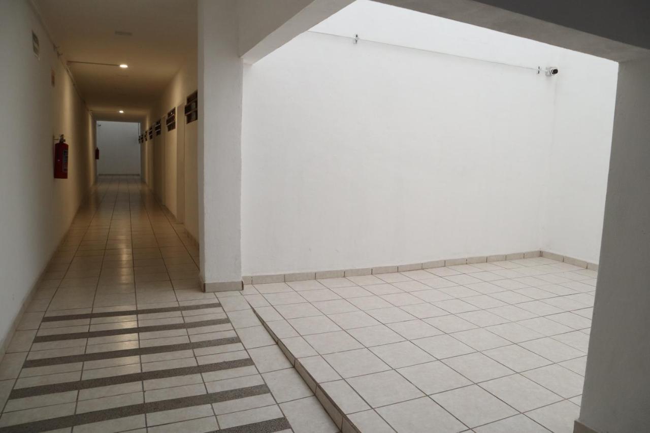 Отель Hostal Purisima Сан-Франциско-дель-Ринкон Экстерьер фото